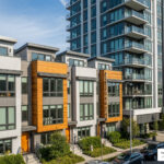 what's the difference between a condo and a townhouse